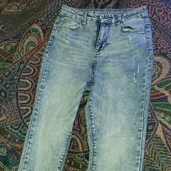 Vanilla Star high rise bleached skinny jeans - Picture 1 of 2